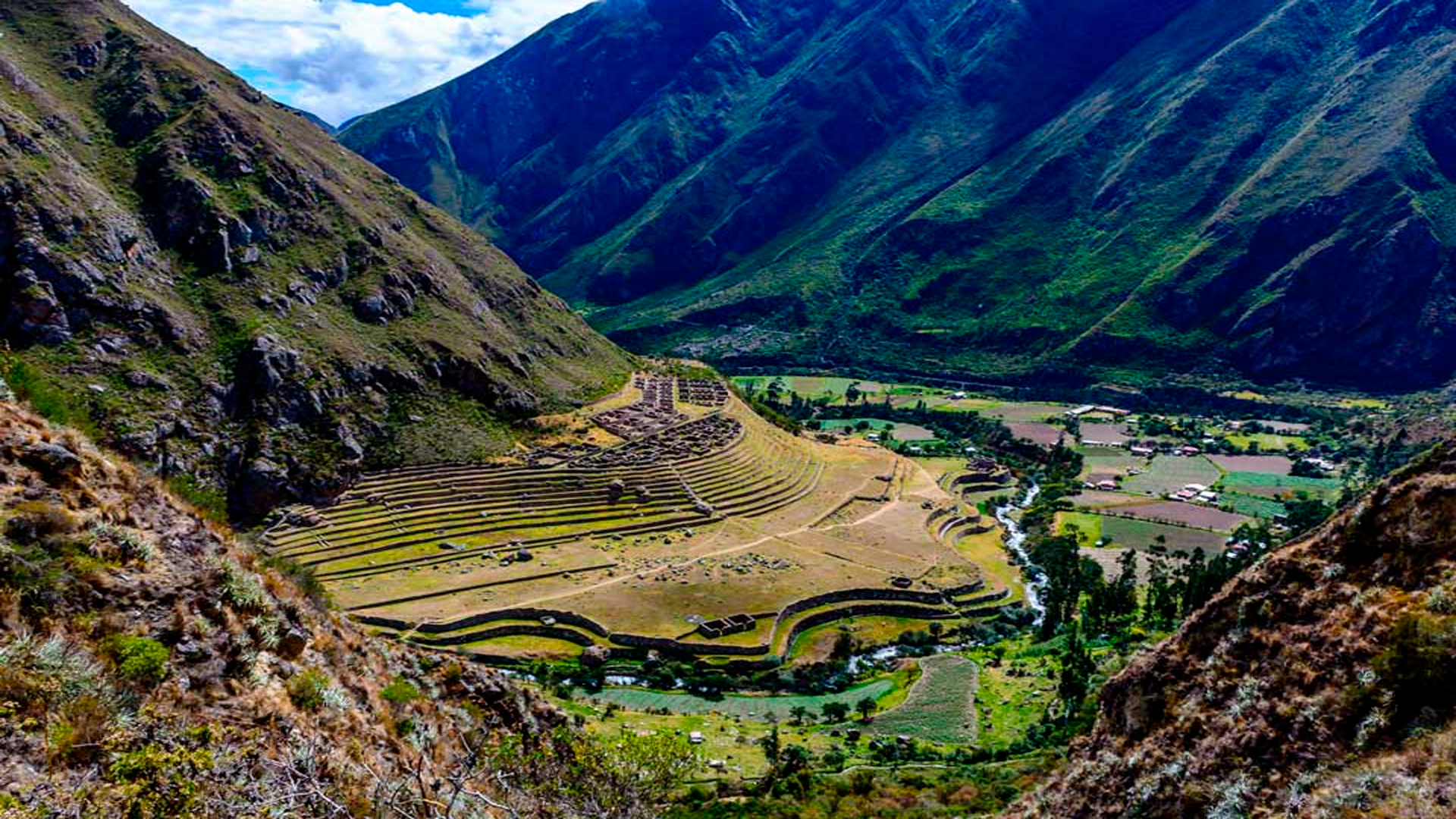 Ruins and mountains The Iconic Salkantay Trek & Classic Inca Trail Challenge to Machu Picchu 5 day